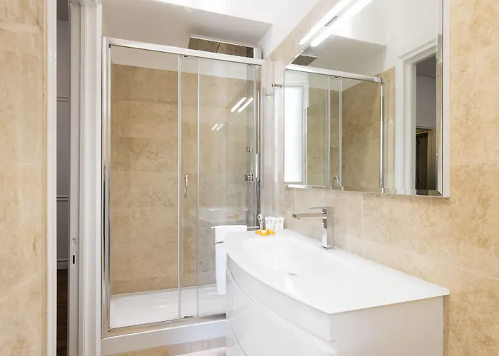 Oda ve Kahvaltı Residenza Ruspoli Bonaparte 4*