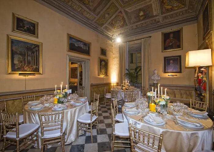 Residenza Ruspoli Bonaparte Oda ve Kahvaltı 4*