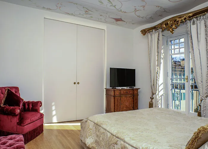 Residenza Ruspoli Bonaparte 4*
